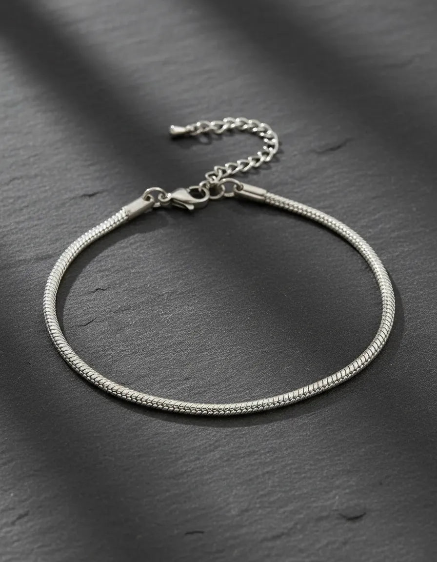 Pulsera tipo snake plateada ajustable P-0035