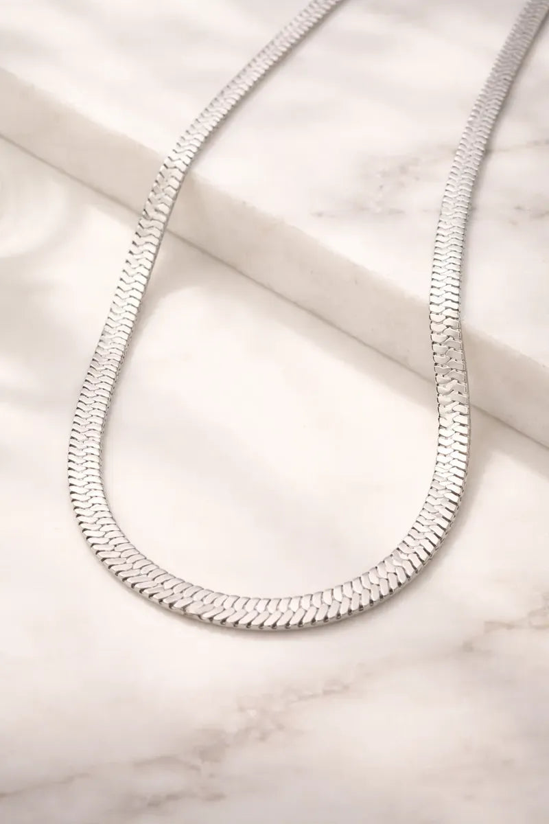 Collar tipo snake plateado 40cm largo x 4.4mm grosor C-0030