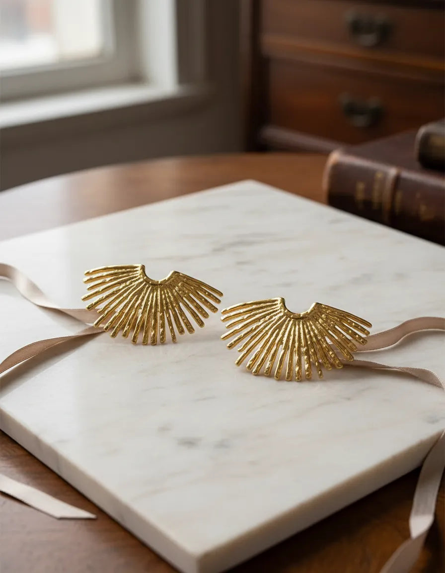 Aretes abanico dorado tipo sunburst A-0048