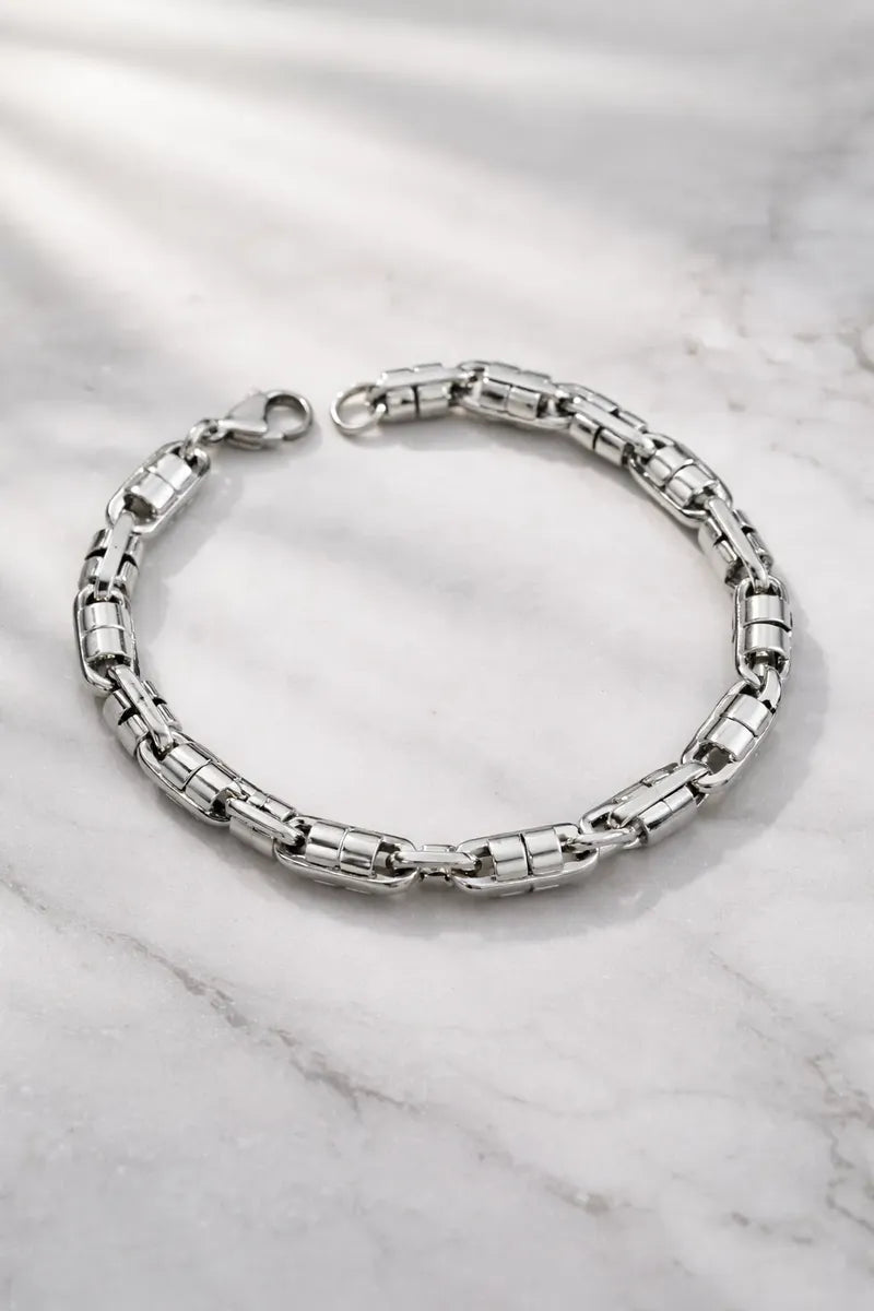 Pulsera de eslabón geométrico plateado P-0024