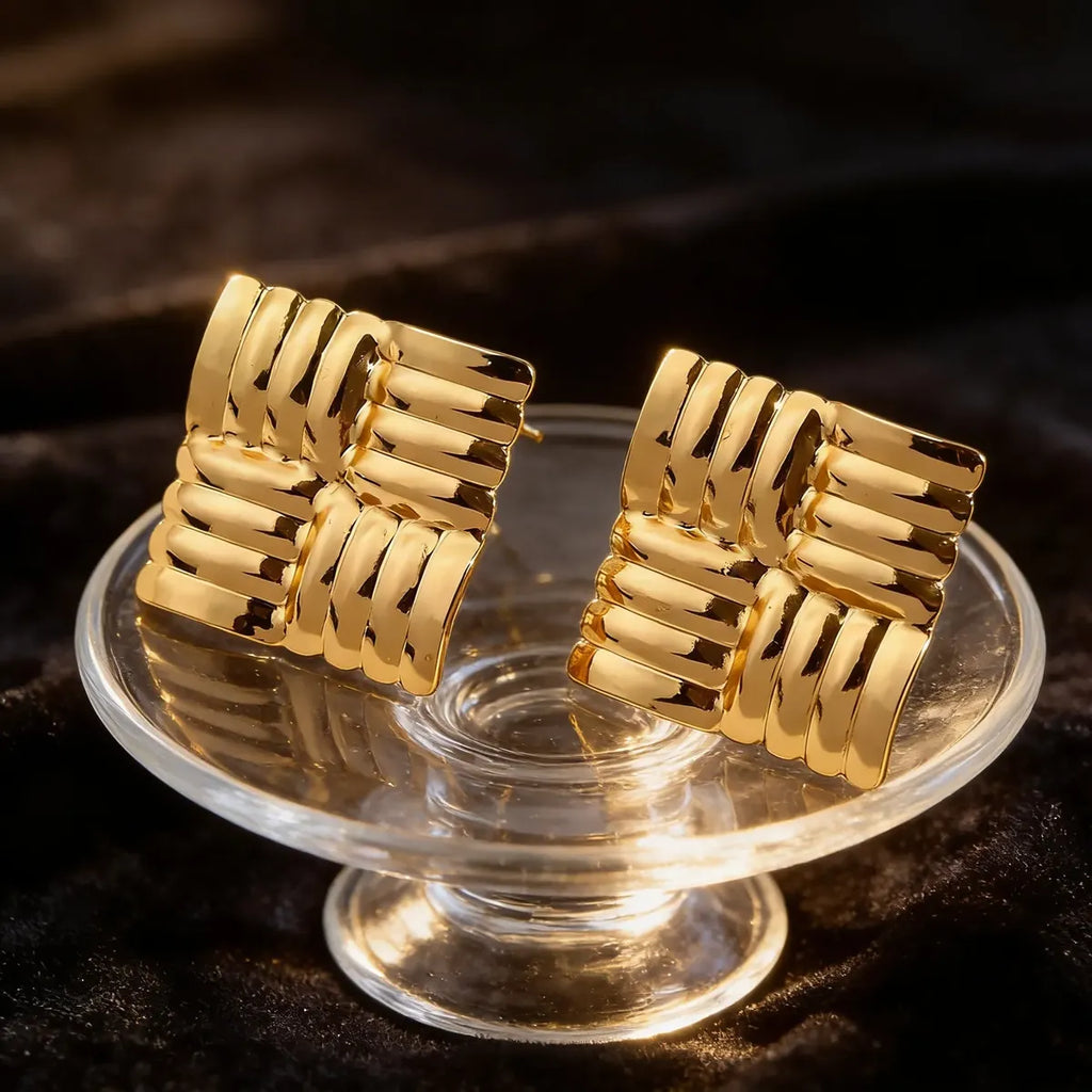 Aretes dorados geométricos texturizados A-0025